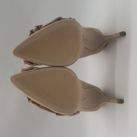 1456- BCBGeneration Women's Heel Shoes Size 8 B - Picture 9 of 13